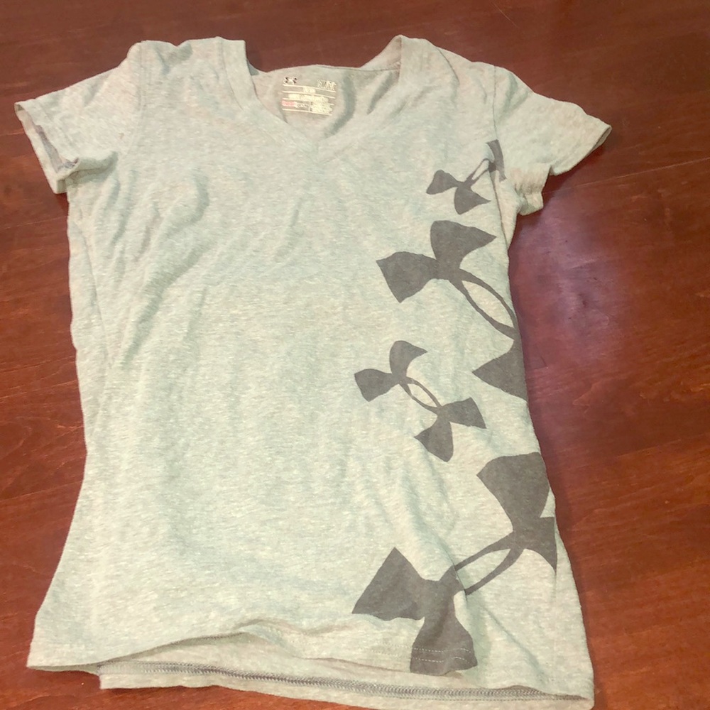 Gray original under armor shorts sleeve T-shirt